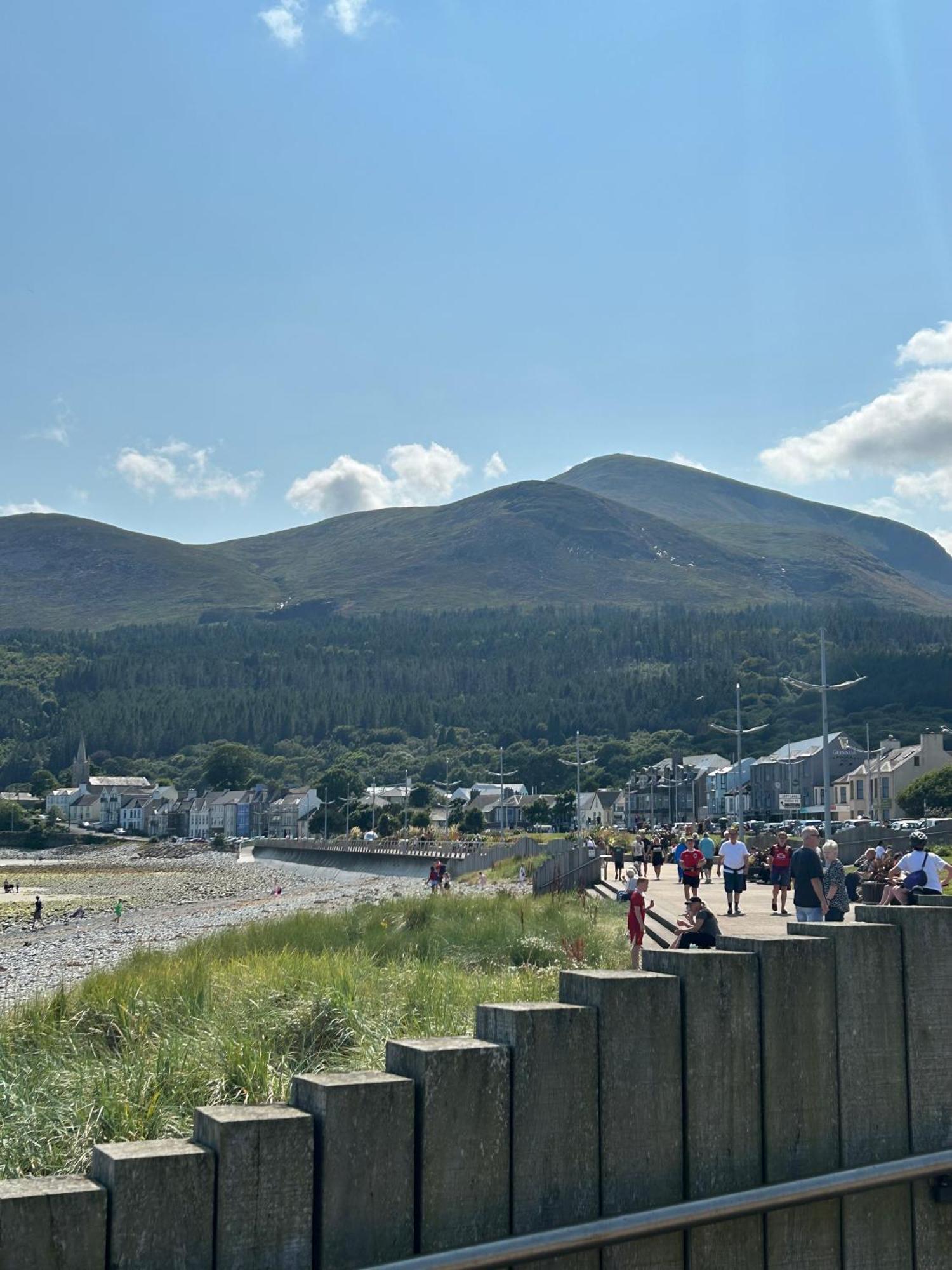 Pine View Holiday Home Newcastle  Dış mekan fotoğraf